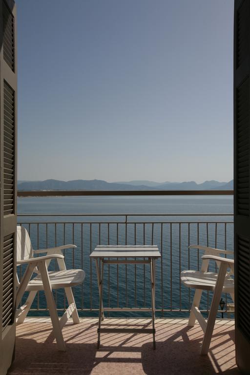 Hotel Theoxenia ลูตรากี ภายนอก รูปภาพ